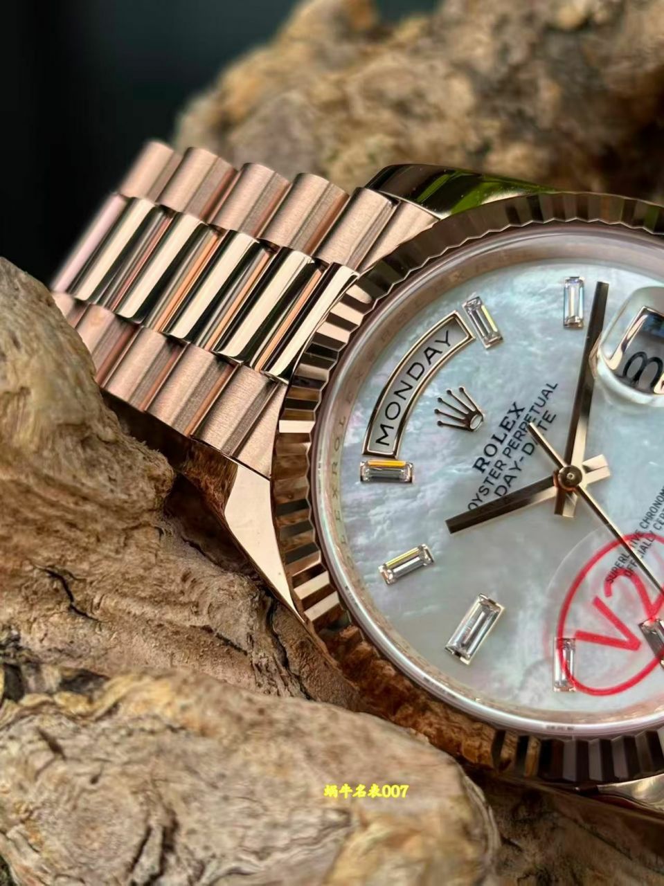 VS劳力士V2配重DD劳力士星期日历型一比一复刻手表m228235-0056腕表 /  