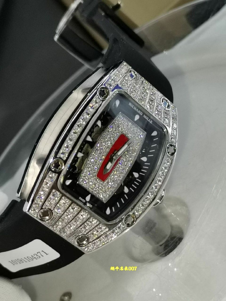 高端私人定制包金真钻理查米尔女士系列RM 07-01 Richard Mille红唇一比一复刻手表 /  