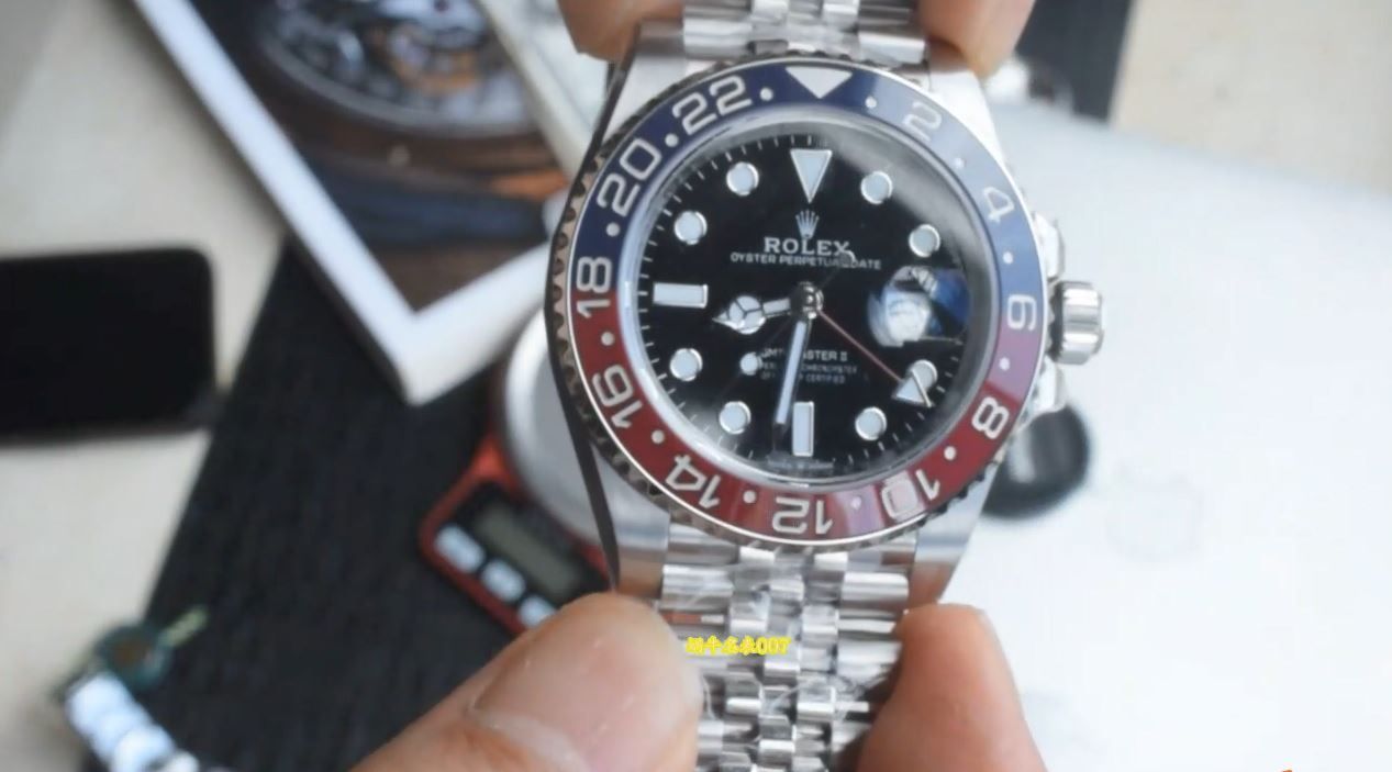 视频 劳力士格林尼治型II可乐圈无卡度机芯 replica watch  Rolex Cola bezel m126710blro-0001腕表