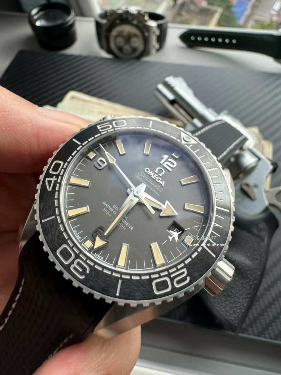  Video review VS  replica imitation  Omega Seamaster 600 meters  series 215.32.44.21.01.002 watches  / VS802