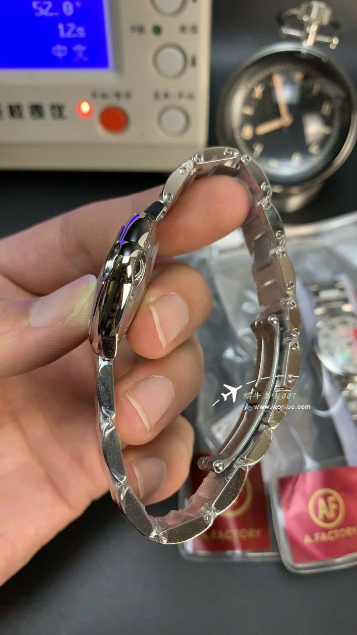 AF Factory Cartier blue balloons  Women  quartz movement 33mm watch / K368