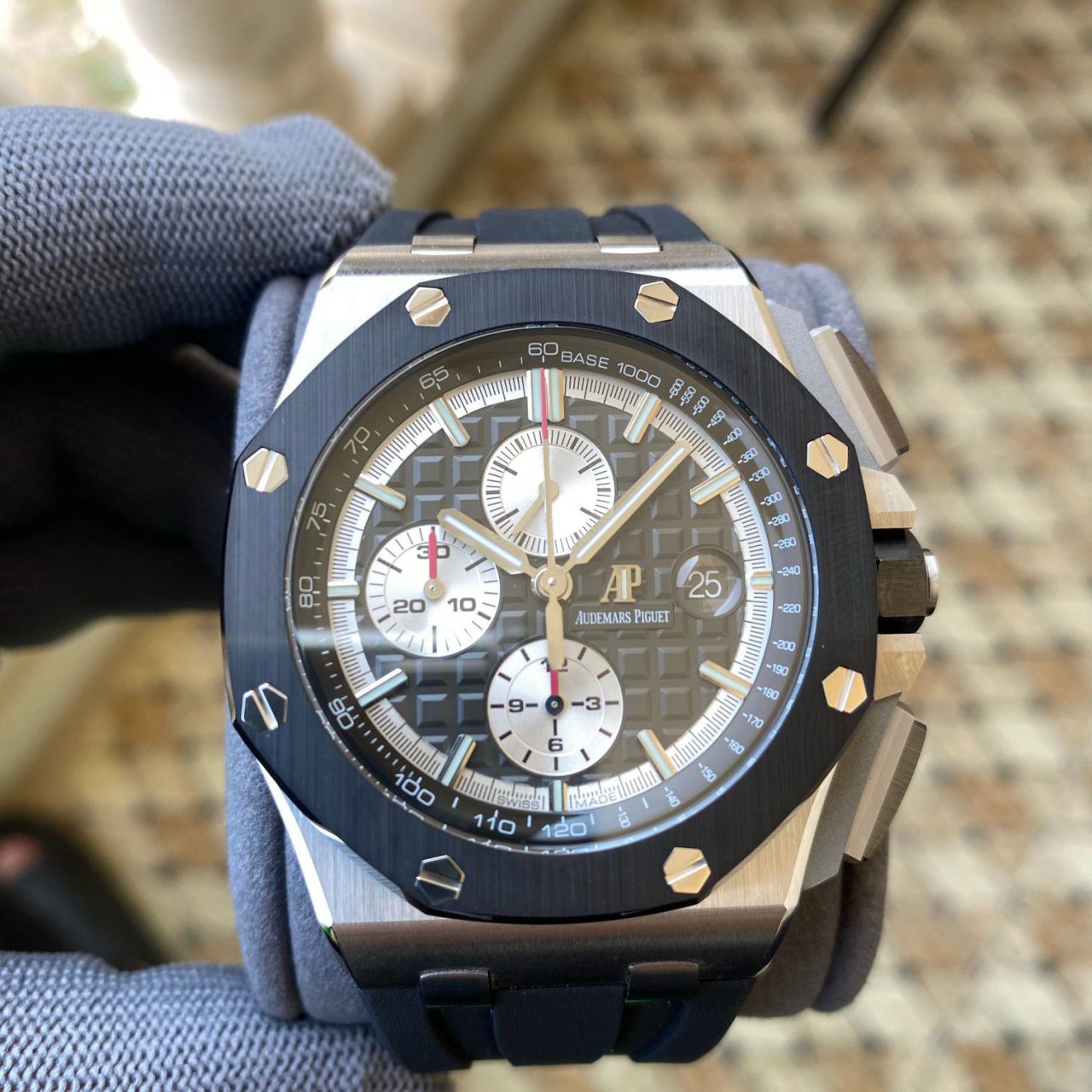 APFTOP imitation  replica  watch Audemars Piguet Royal Oak  Offshore  series 26400IO.OO.A004CA.01 watches  / AP292