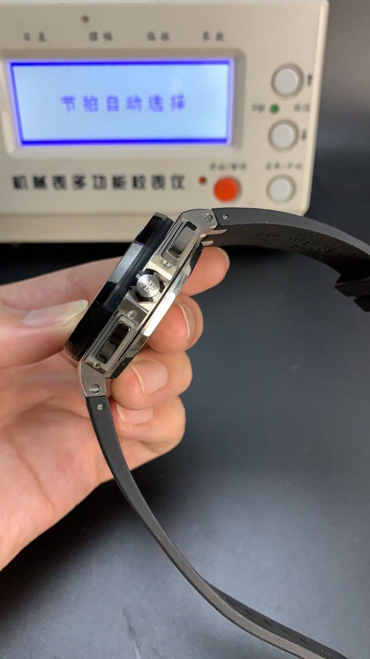 APF Factory Audemars Piguet熊猫 Royal Oak  Offshore   replica imitation 26400SO.OO.A002CA.01 watches  / AP287