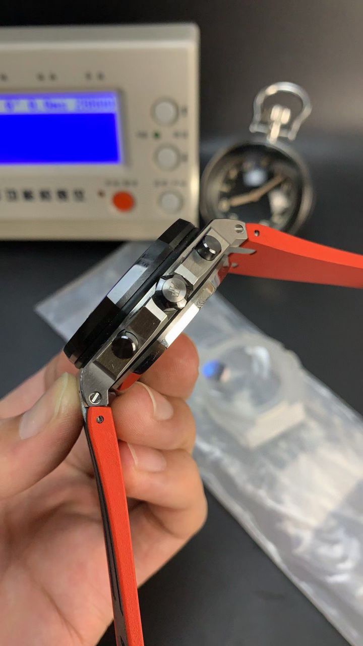 APF Factory Audemars Piguet  replica imitation  watch Royal Oak  Offshore  series 26470SO.OO.A002CA.01 watches  / AP289