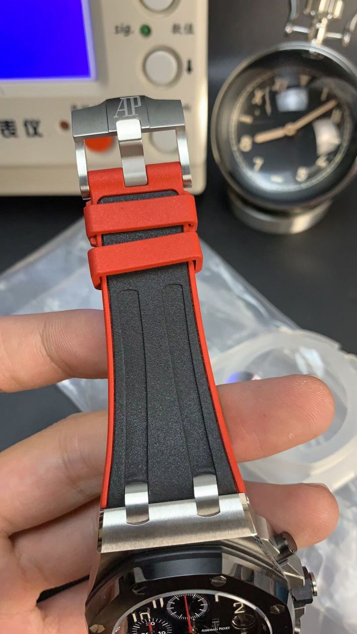 APF Factory Audemars Piguet  replica imitation  watch Royal Oak  Offshore  series 26470SO.OO.A002CA.01 watches  / AP289