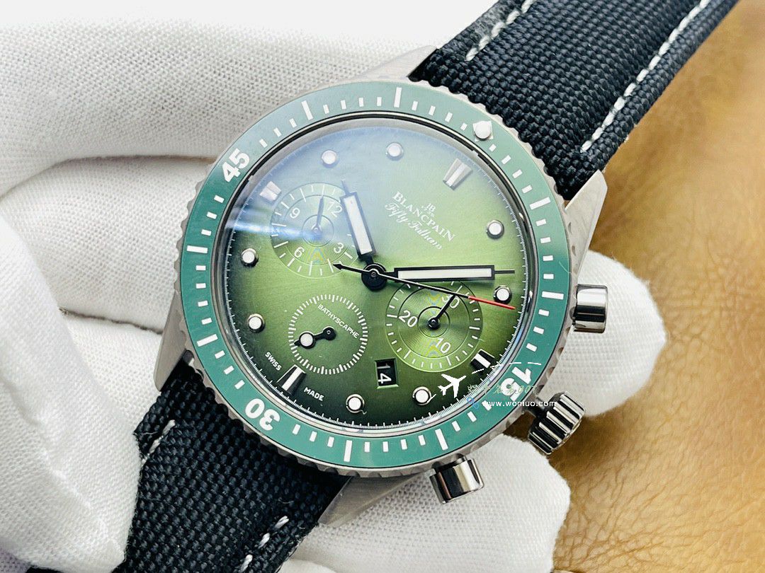 JB Factory Blancpain Fifty Fathoms series 5200-0153-B52A（极光绿TOP replica imitation  watch） watches  / BP077