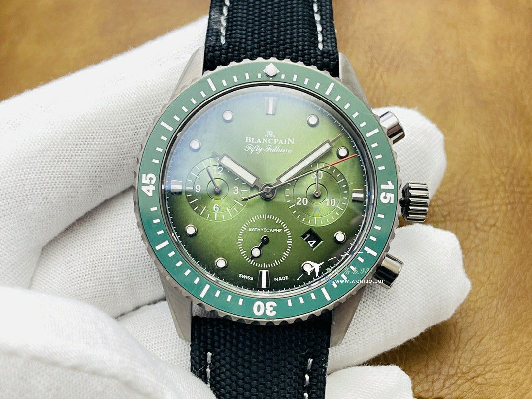 JB Factory Blancpain Fifty Fathoms series 5200-0153-B52A（极光绿TOP replica imitation  watch） watches  / BP077