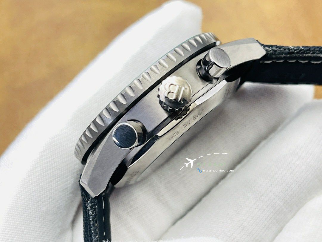 JB Factory Blancpain Fifty Fathoms series 5200-0153-B52A（极光绿TOP replica imitation  watch） watches  / BP077