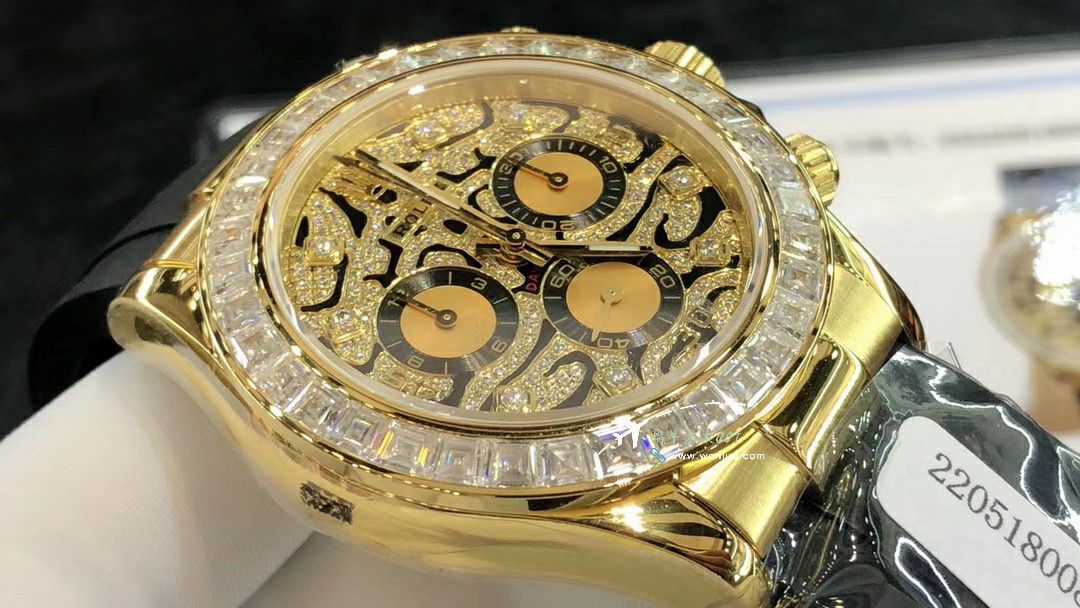  Ultra-high-end  Customized Rolex Cosmograph  gold 虎 Daytona  replica imitation  watch116588 TBR watches  / R880