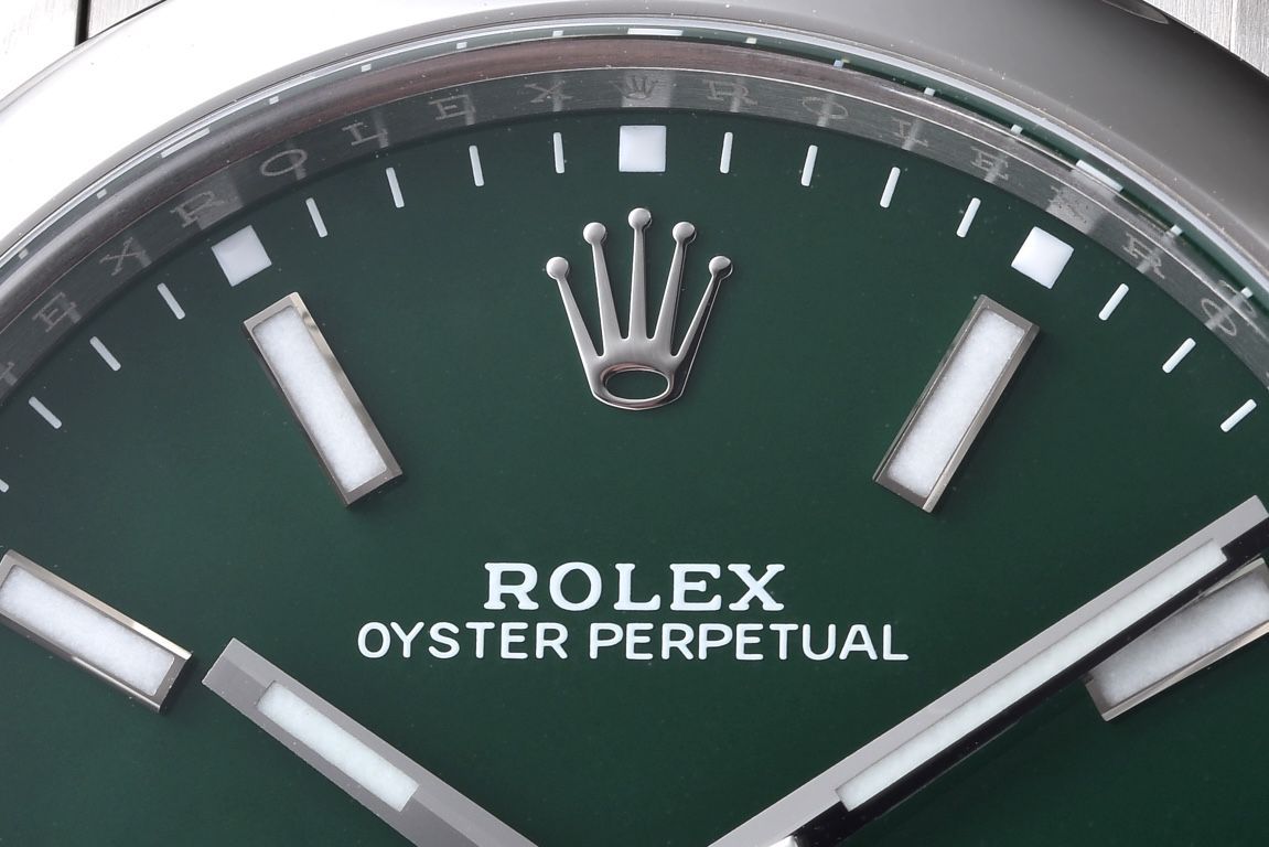 clean Factory Rolex Oyster Perpetual 41mm replica imitation  watch series m124300-0005 watches  / R881