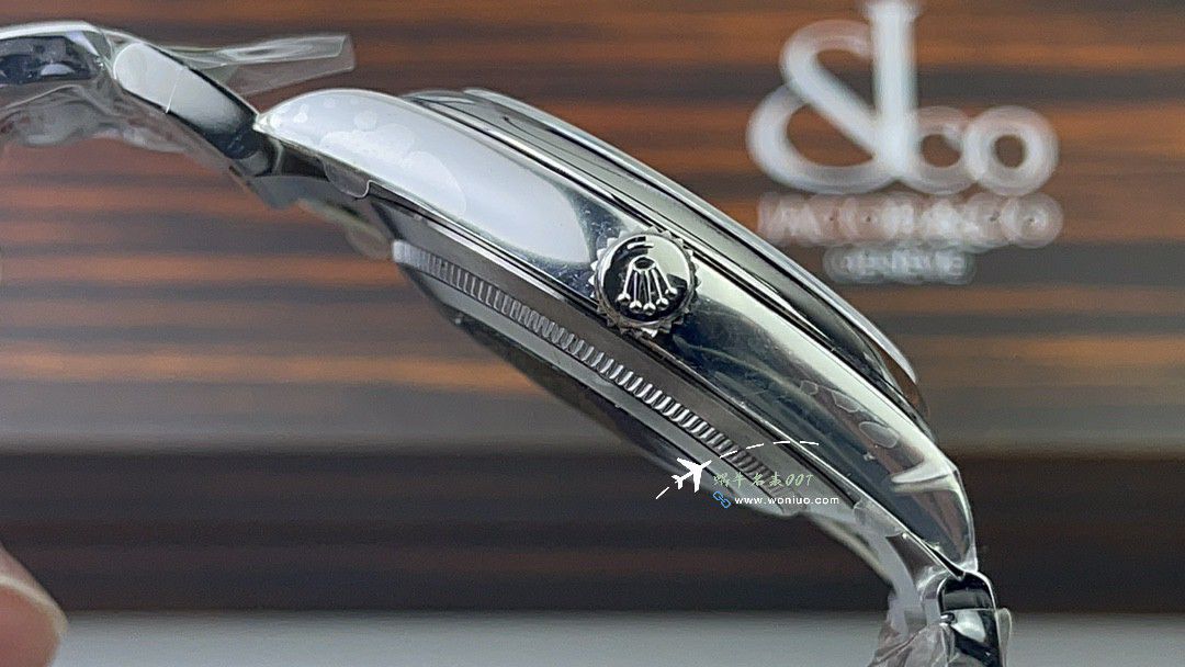 Clean Factory Rolex Oyster Perpetual TOP imitation  replica m124300-0007，m126000-0007 watches  / R883