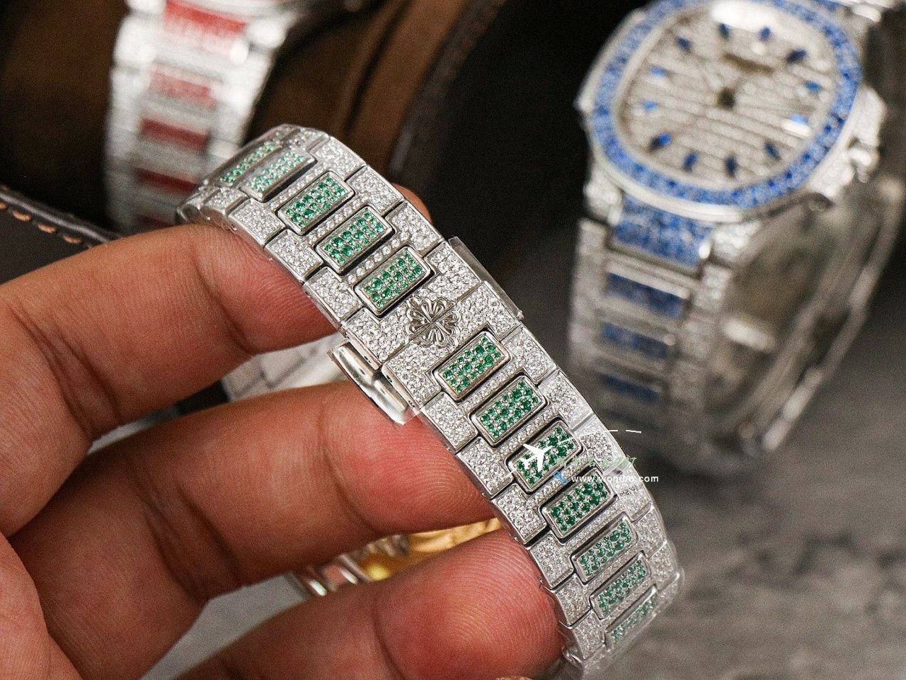 GR Factory Patek Philippe Aquanaut Collection 100% replica imitation  watch 7118/1452G-001  Women  watches  / BD502