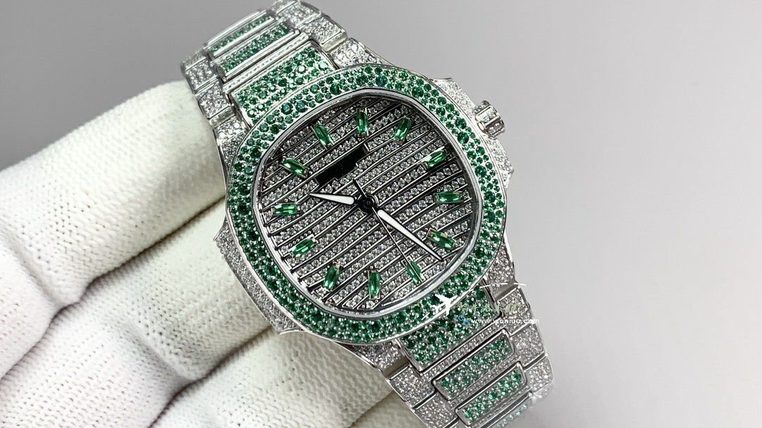 GR Factory Patek Philippe Aquanaut Collection 100% replica imitation  watch 7118/1452G-001  Women  watches  / BD502