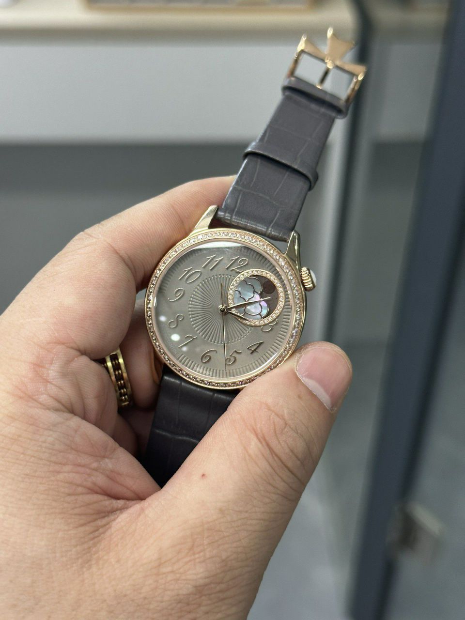 GRVacheron ConstantinMR2 Egérie 伊灵 lady 神TOP replica imitation  lady  watch8005F/000R-H030，8005F/000R-B498 watches  / JS275