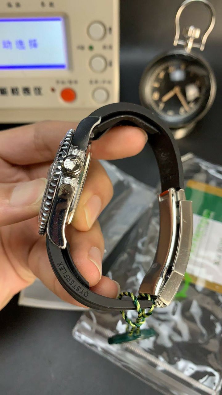 Jvs Rolex  Yacht-Master VIP Hidden  Baby  breath  replica imitation M226679TBR，M226679TBR-0001 watches  / R886