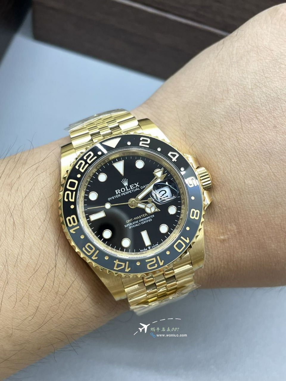 Clean Rolex GMT-Master II GMT All gold m126718grnr-0001 Ultra-high-end  replica imitation  watch watches  / R895