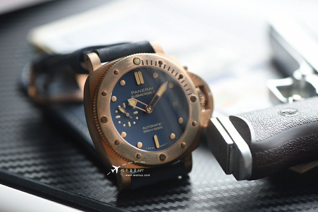  Video review VS Factory Panerai Submarine series 小 bronze PAM01074，PAM1074TOP replica imitation  watch / VSPAM01074B
