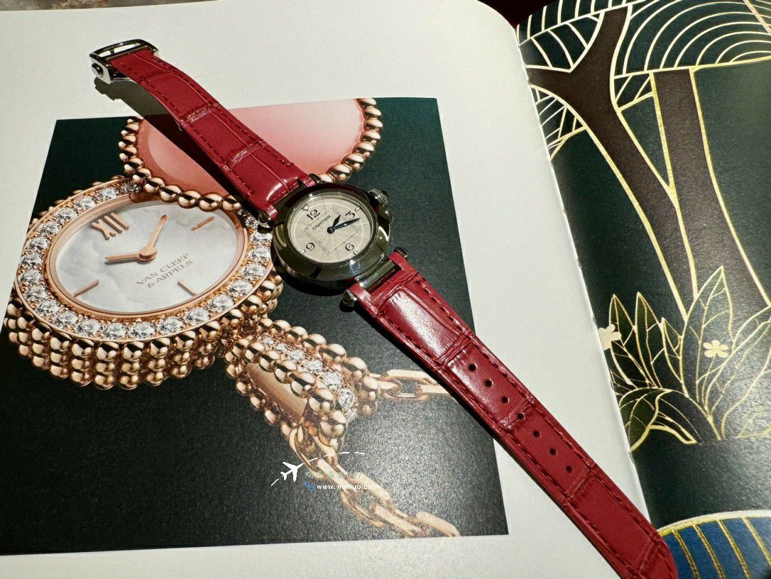 AF Factory 100% imitation  Women watchCartier帕莎 series WJPA0018，WGPA0018 watches  / K337