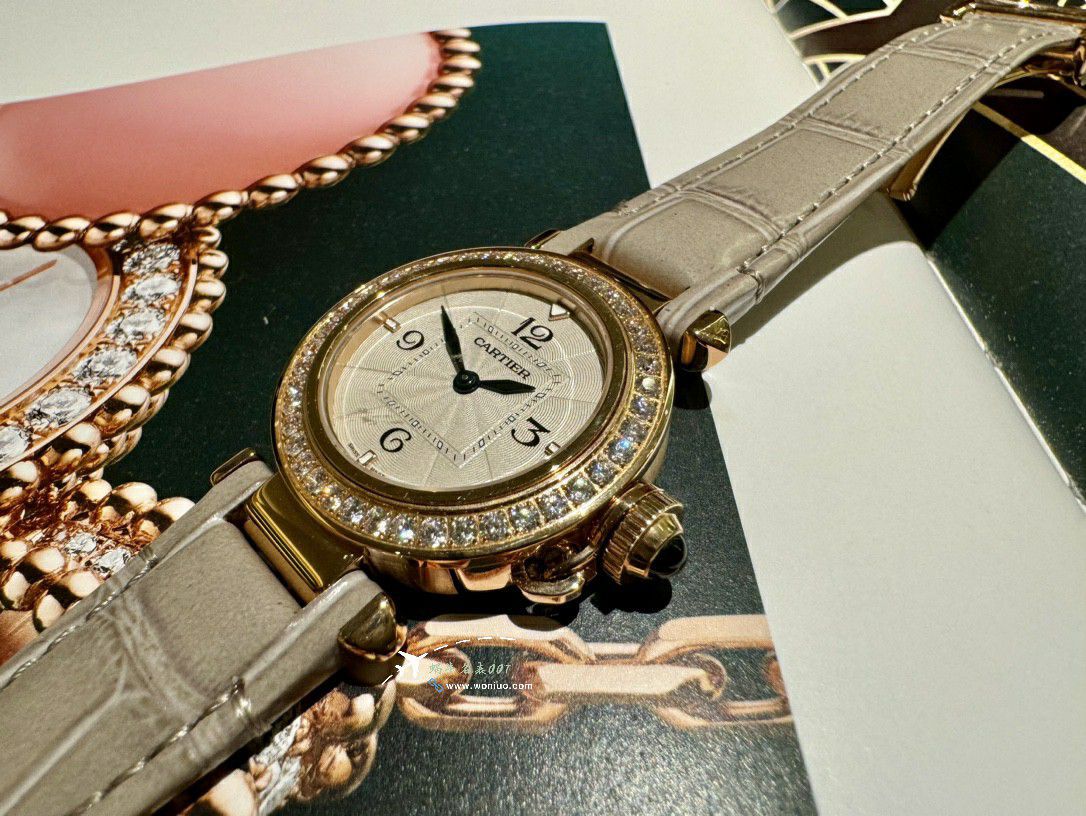 AF Factory 100% imitation  Women watchCartier帕莎 series WJPA0018，WGPA0018 watches  / K337