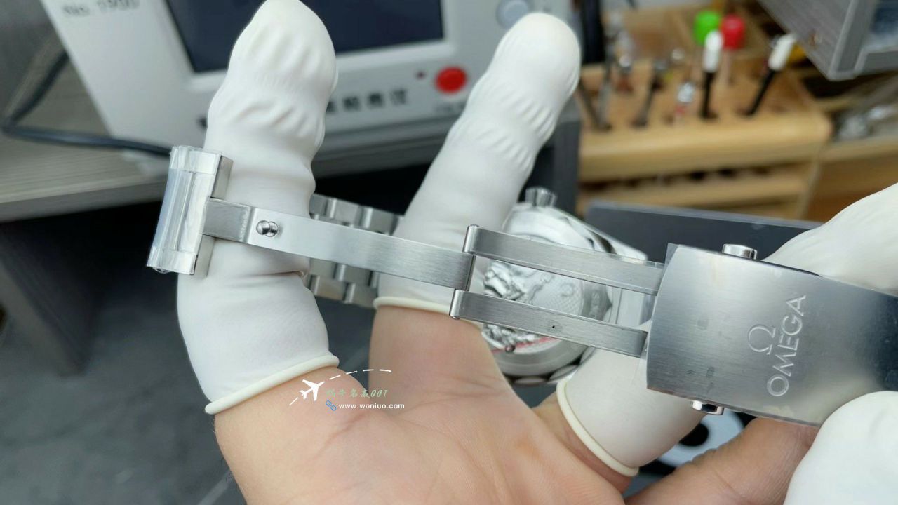 VS Omega Seamaster 300 replica imitation  Poseidon Spectre 234.30.41.21.03.002 watches  / VS813