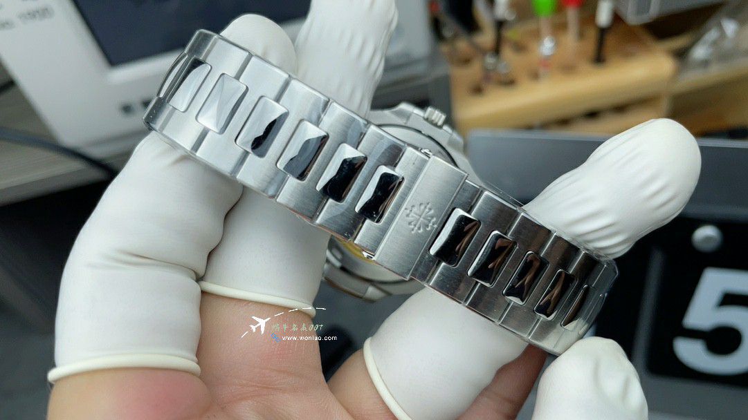 3K Customized movement Patek Philippe  imitation  Tiffany  Nautilus 5711/1A-018 watch / BD506