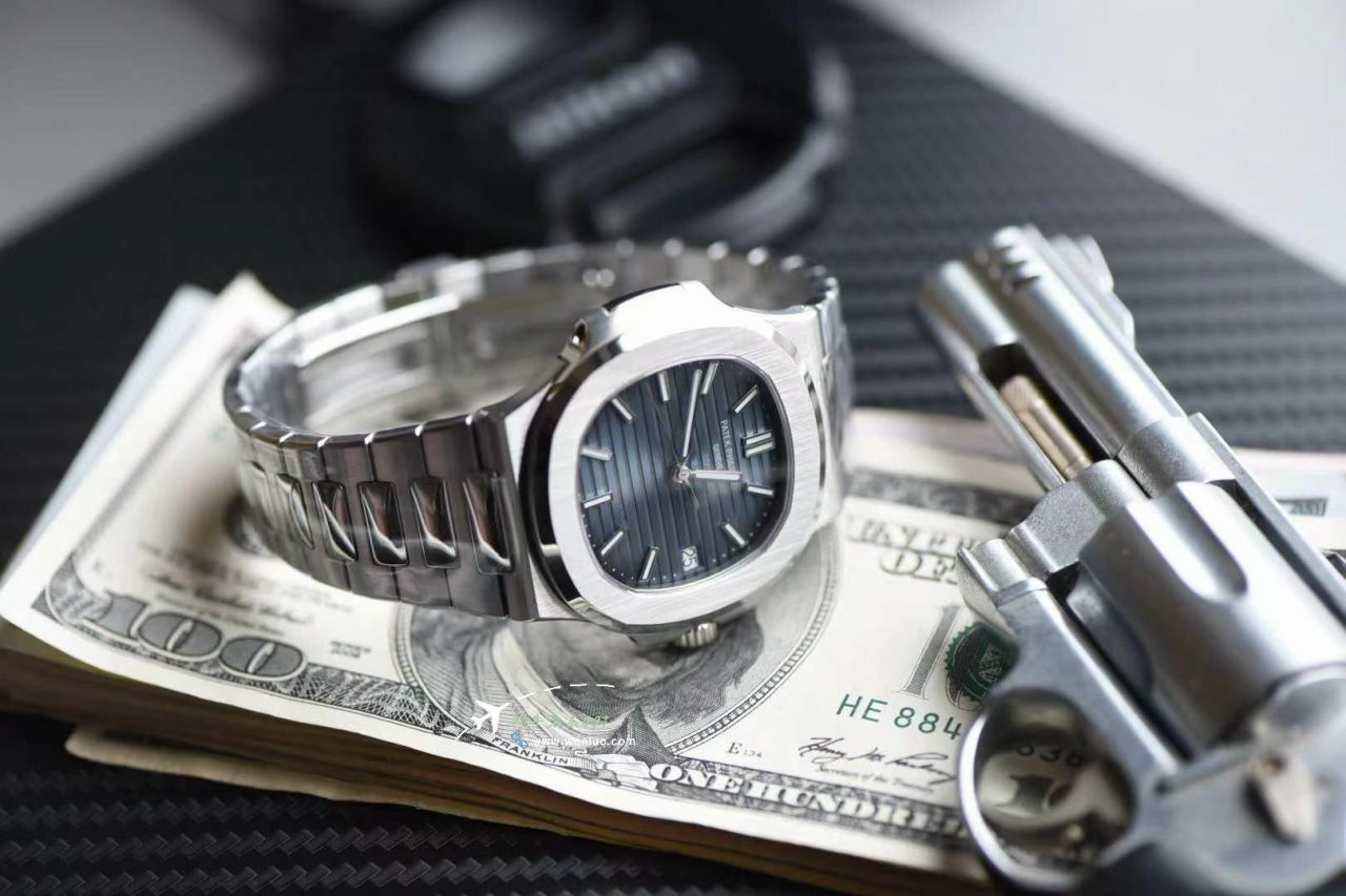 3K Customized movement Patek Philippe  imitation  Tiffany  Nautilus 5711/1A-018 watch / BD506