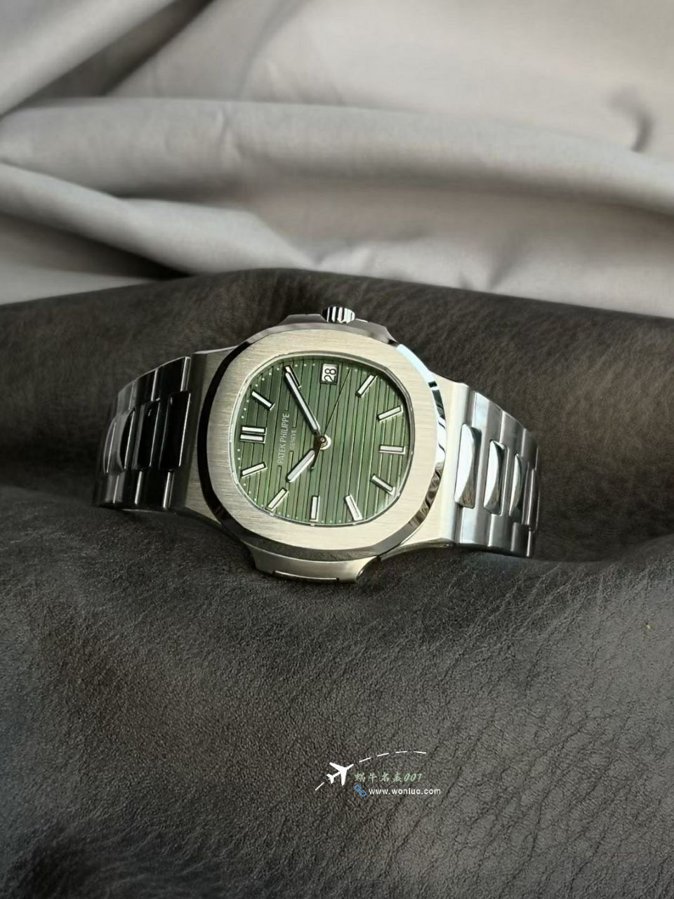 3K Customized movement Patek Philippe  imitation  Tiffany  Nautilus 5711/1A-018 watch / BD506