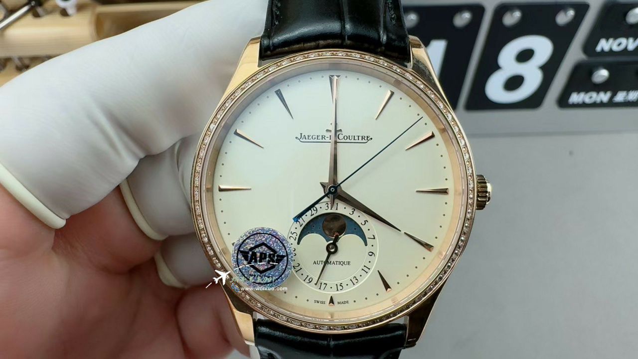 APSJaeger-LeCoultre Master Collection  Moon Phase   imitation  replica 1362501 watches  / JJ202
