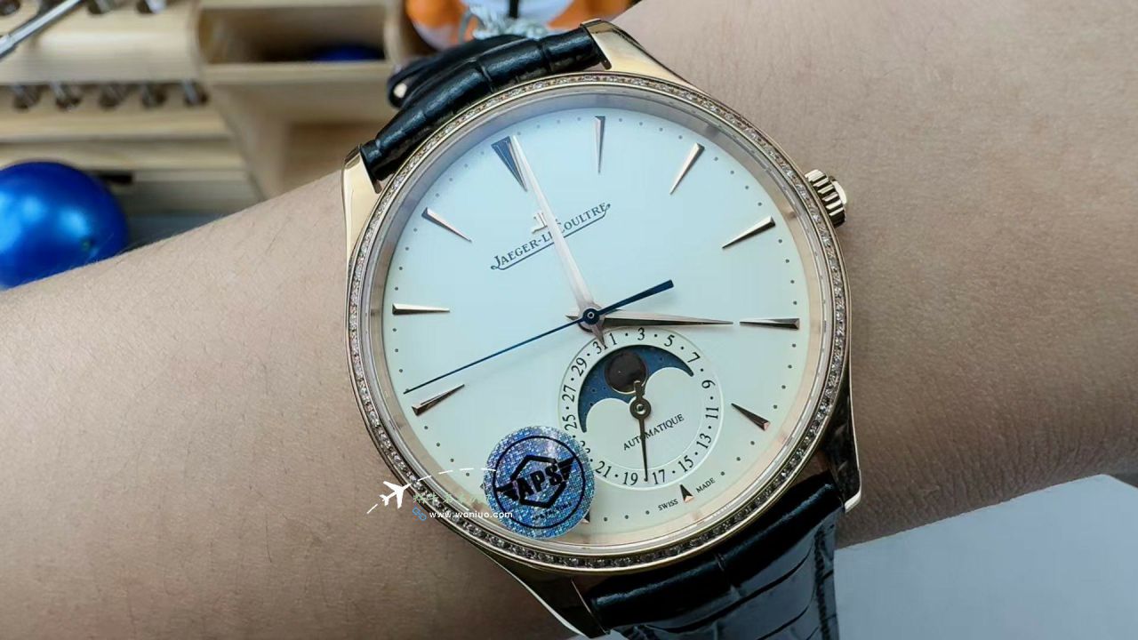 APSJaeger-LeCoultre Master Collection  Moon Phase   imitation  replica 1362501 watches  / JJ202