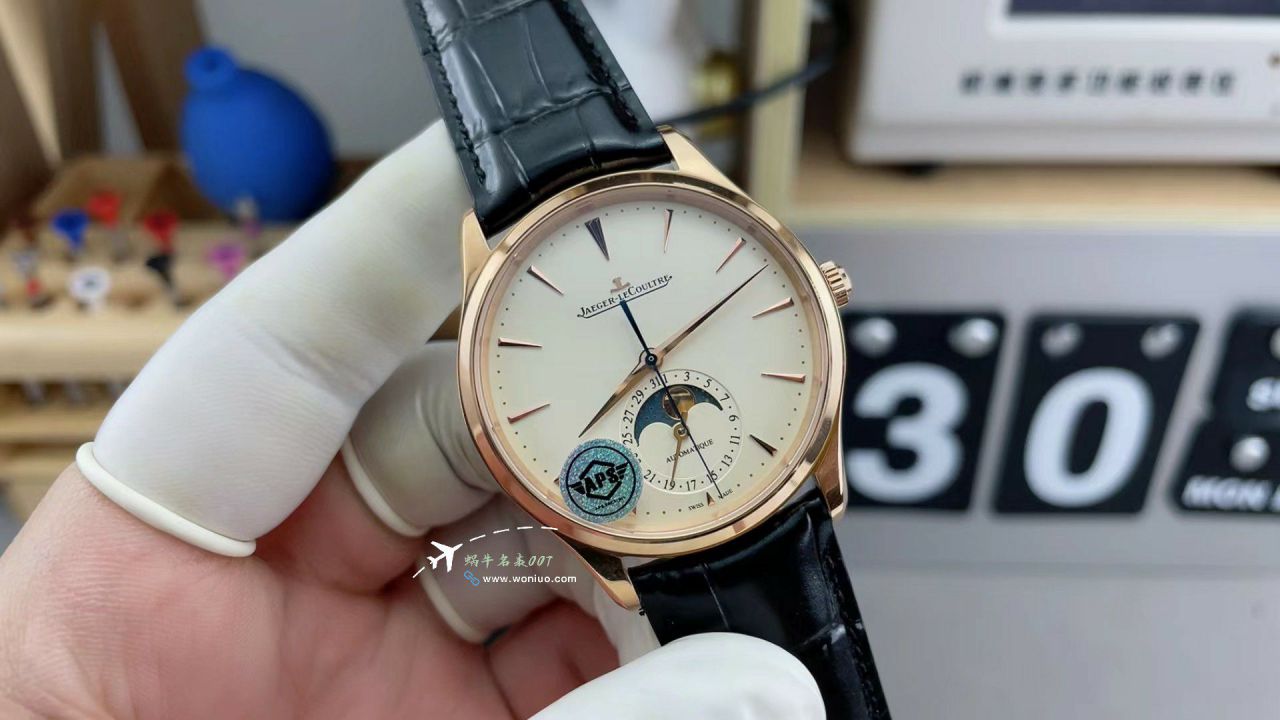 APSJaeger-LeCoultre Master Collection  Moon Phase   imitation  replica 1362501 watches  / JJ202