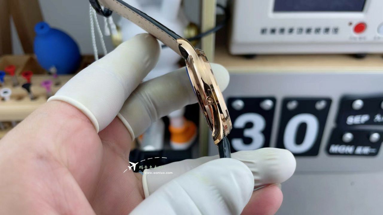 APSJaeger-LeCoultre Master Collection  Moon Phase   imitation  replica 1362501 watches  / JJ202