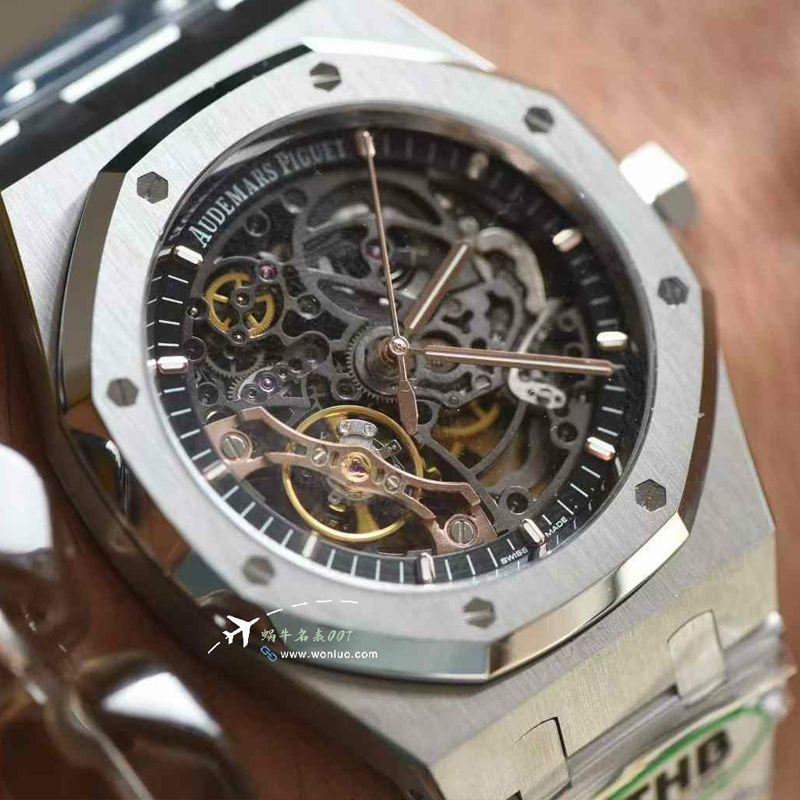 THB Factory Audemars Piguet Royal Oak 100% replica imitation 15407ST.OO.1220ST.01和15407OR.OO.1220OR.01 watch