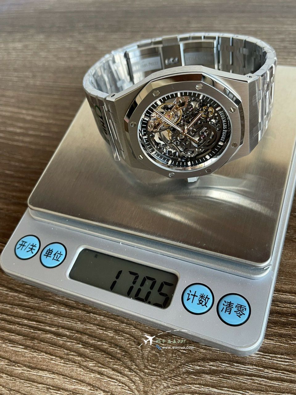 THB Factory Audemars Piguet Royal Oak 100% replica imitation 15407ST.OO.1220ST.01和15407OR.OO.1220OR.01 watch / AP295