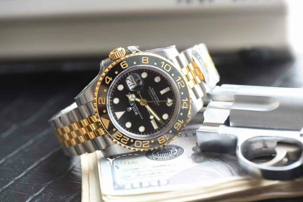 Clean Rolex GMT-Master GMT Two-Tone Gold  Preserved egg bezel    replica imitation  watchm126713grnr-0001 watches  / R908