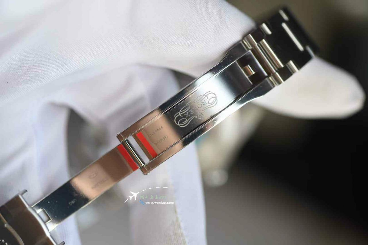  Video review Clean Rolex Oyster Perpetual  Rainbow  Balloon  Dial 100% replica imitation 124300-0008（ 41 mm ） watches  / R910