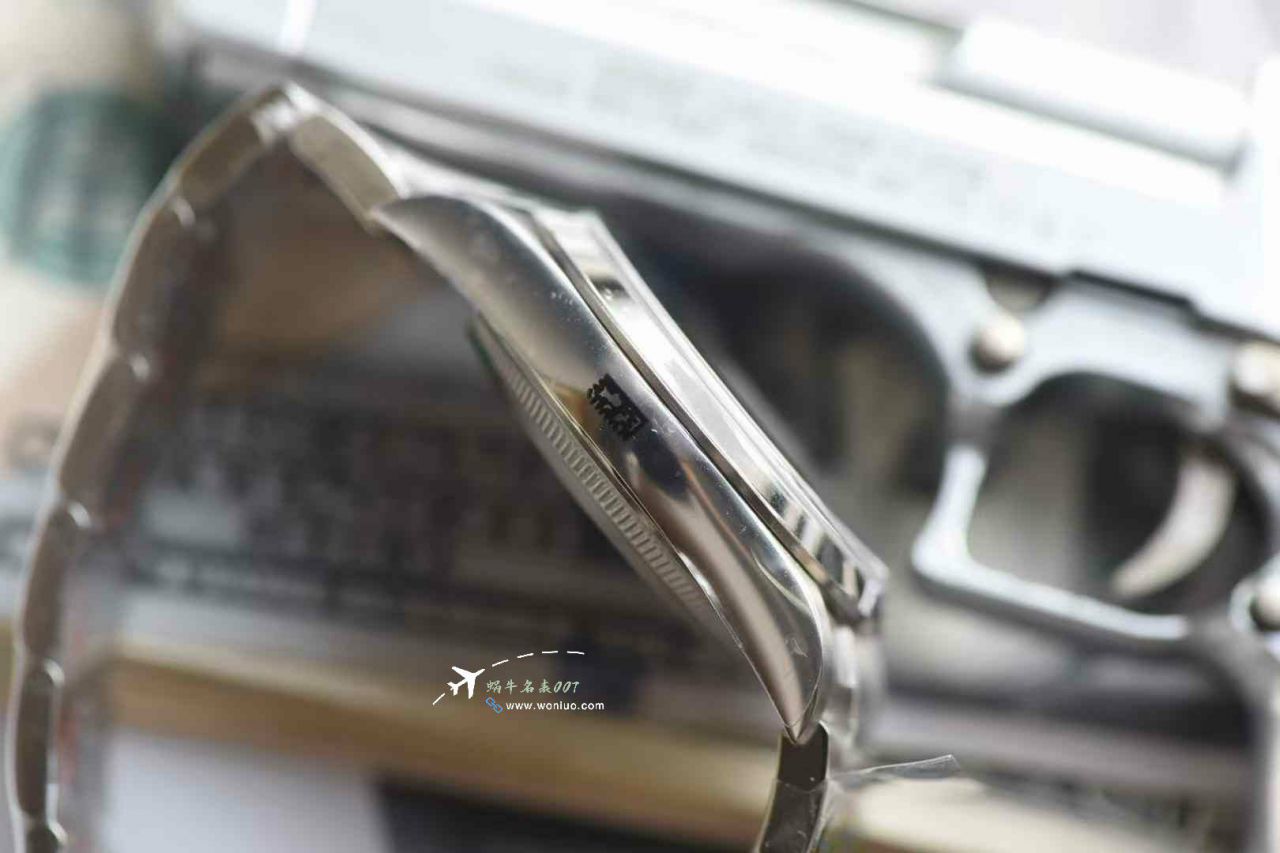  Video review Clean Rolex Explorer  36  mm m124270-0001 replica imitation  watches  / R912