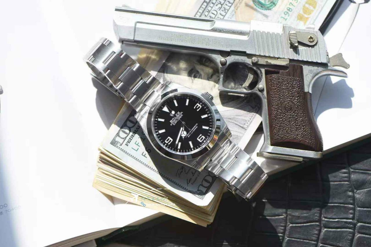  Video review vs Rolex  Explorer  40  mm best replica imitation  watch series m224270-0001 watches  / R913