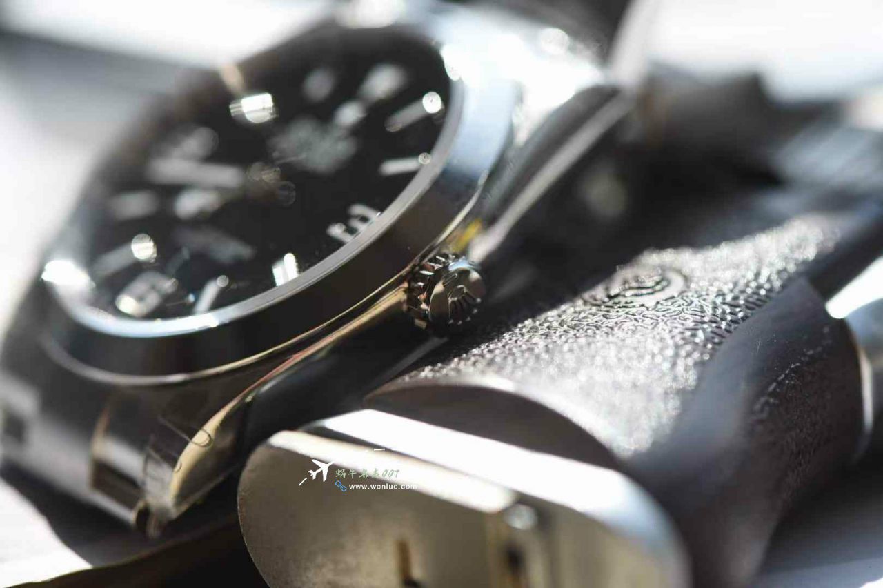  Video review vs Rolex  Explorer  40  mm best replica imitation  watch series m224270-0001 watches  / R913