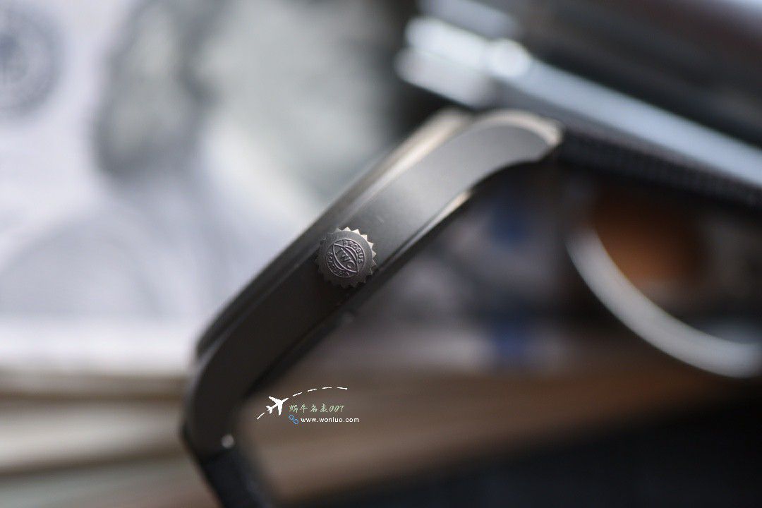  Video review V7 Factory  IWC IW328209   replica imitation  Big Pilot  Mark XX Collection  Swiss 空中巡逻兵钛金属 Limited Edition  watches  / WG633