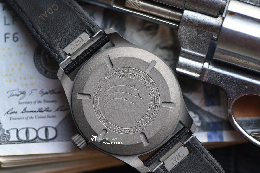  Video review V7 Factory  IWC IW328209   replica imitation  Big Pilot  Mark XX Collection  Swiss 空中巡逻兵钛金属 Limited Edition  watches  / WG633