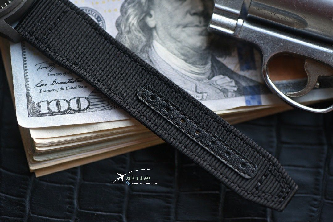  Video review V7 Factory  IWC IW328209   replica imitation  Big Pilot  Mark XX Collection  Swiss 空中巡逻兵钛金属 Limited Edition  watches  / WG633