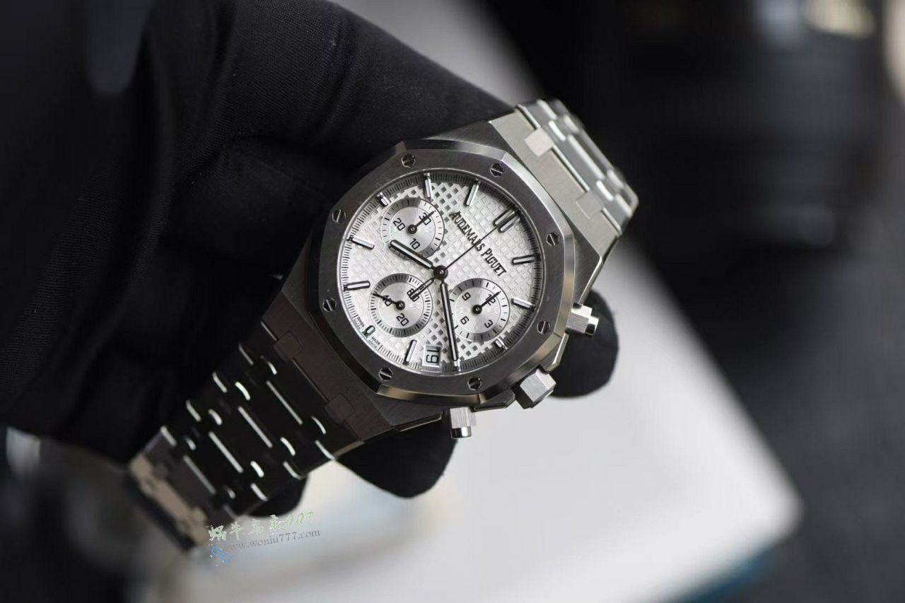 Audemars Piguet Audemars Piguet Royal Oak 100% replica imitation 26240ST.OO.1320ST.05 watches  / AP300