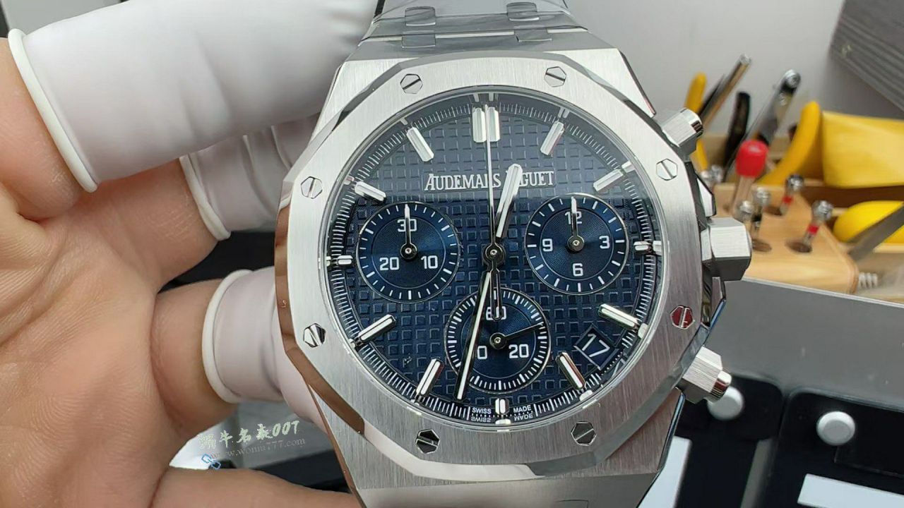 Audemars Piguet Audemars Piguet Royal Oak 100% replica imitation 26240ST.OO.1320ST.05 watches  / AP300