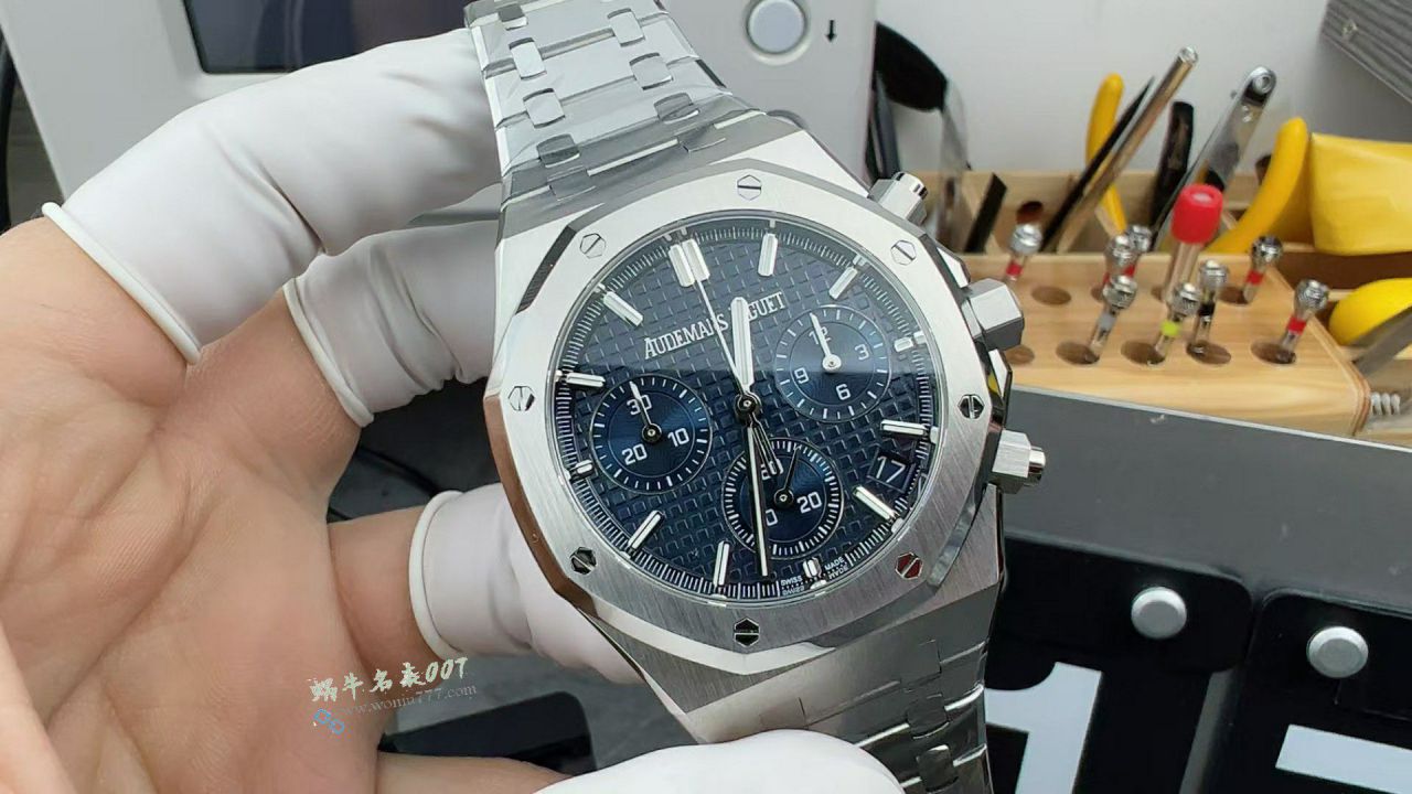 Audemars Piguet Audemars Piguet Royal Oak 100% replica imitation 26240ST.OO.1320ST.05 watches  / AP300