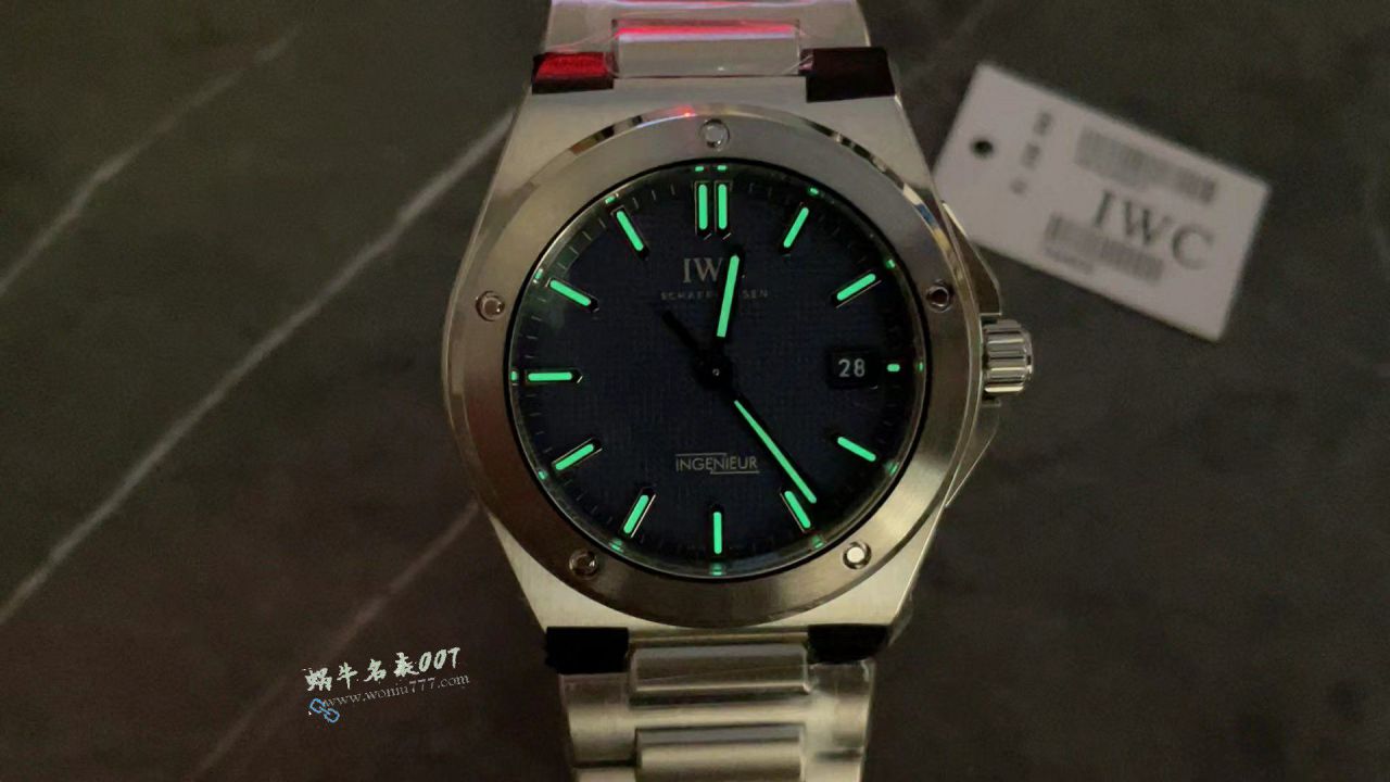 V7 Factory  New models  blue surface  IWC TOP replica imitation  Engineer  series IW328907 watches  / WG637