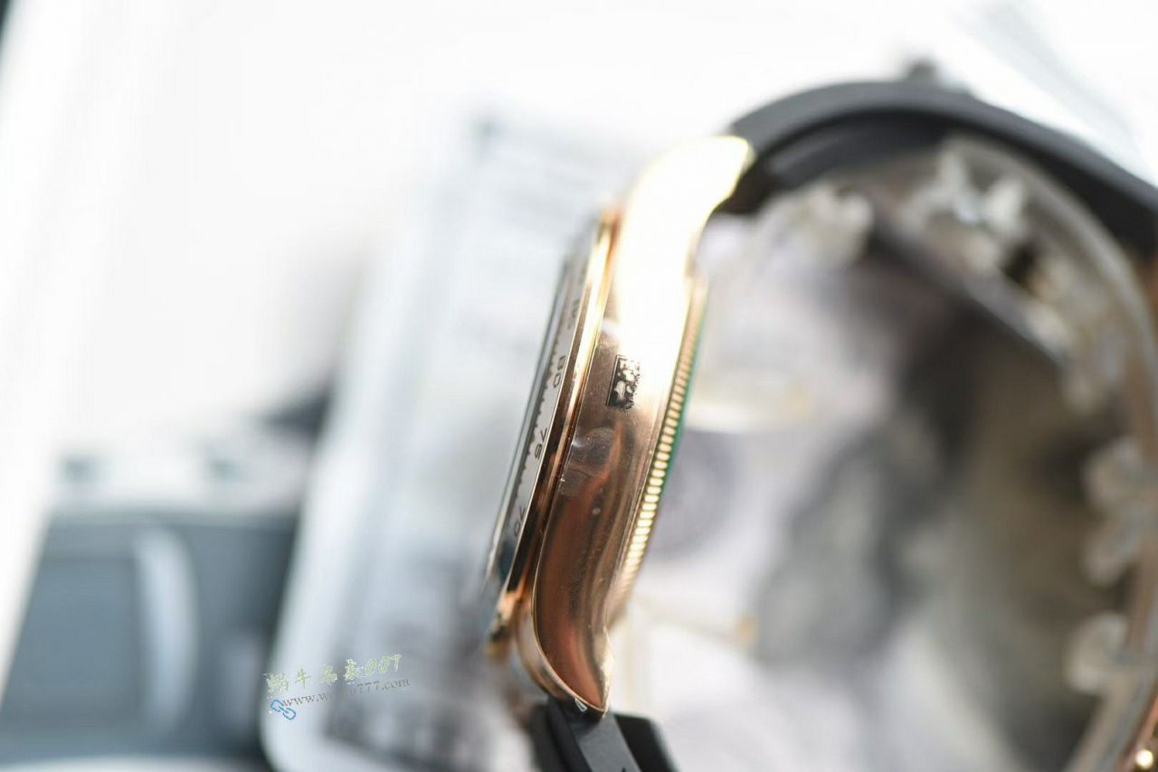 Clean Rolex Same style as Victoria Beckham Daytona best imitation m126515ln-0002 watches  / R927