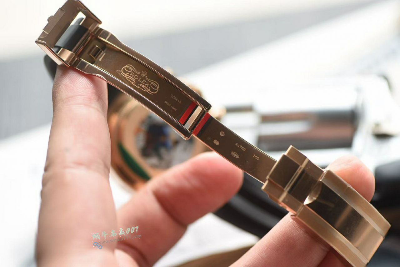 Clean Rolex Same style as Victoria Beckham Daytona best imitation m126515ln-0002 watches  / R927