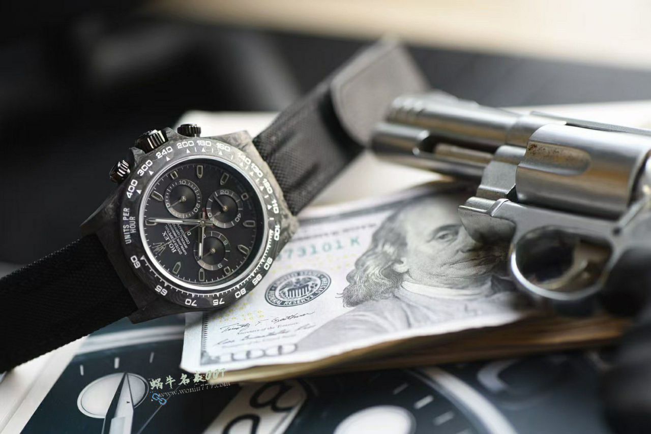  industry Highest Version Diw  Customized version ROLEX  Daytona  replica imitation  watch complete carbon fiber case  / R929