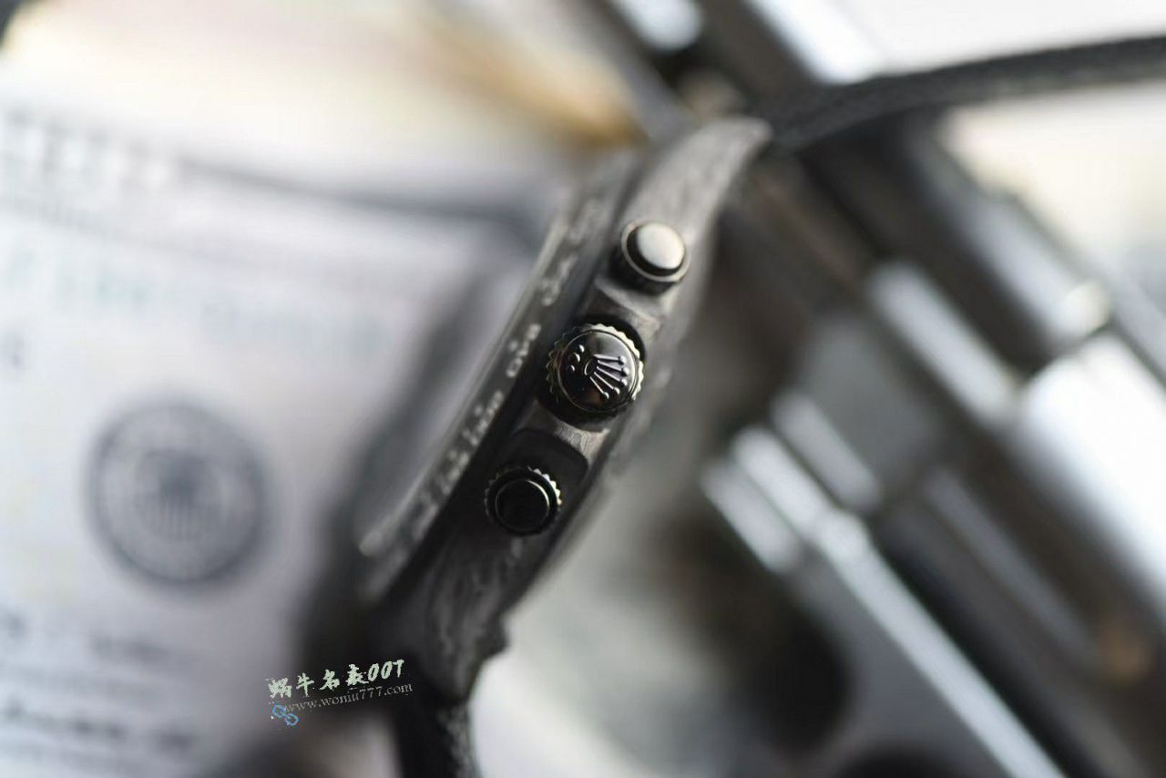  industry Highest Version Diw  Customized version ROLEX  Daytona  replica imitation  watch complete carbon fiber case  / R929