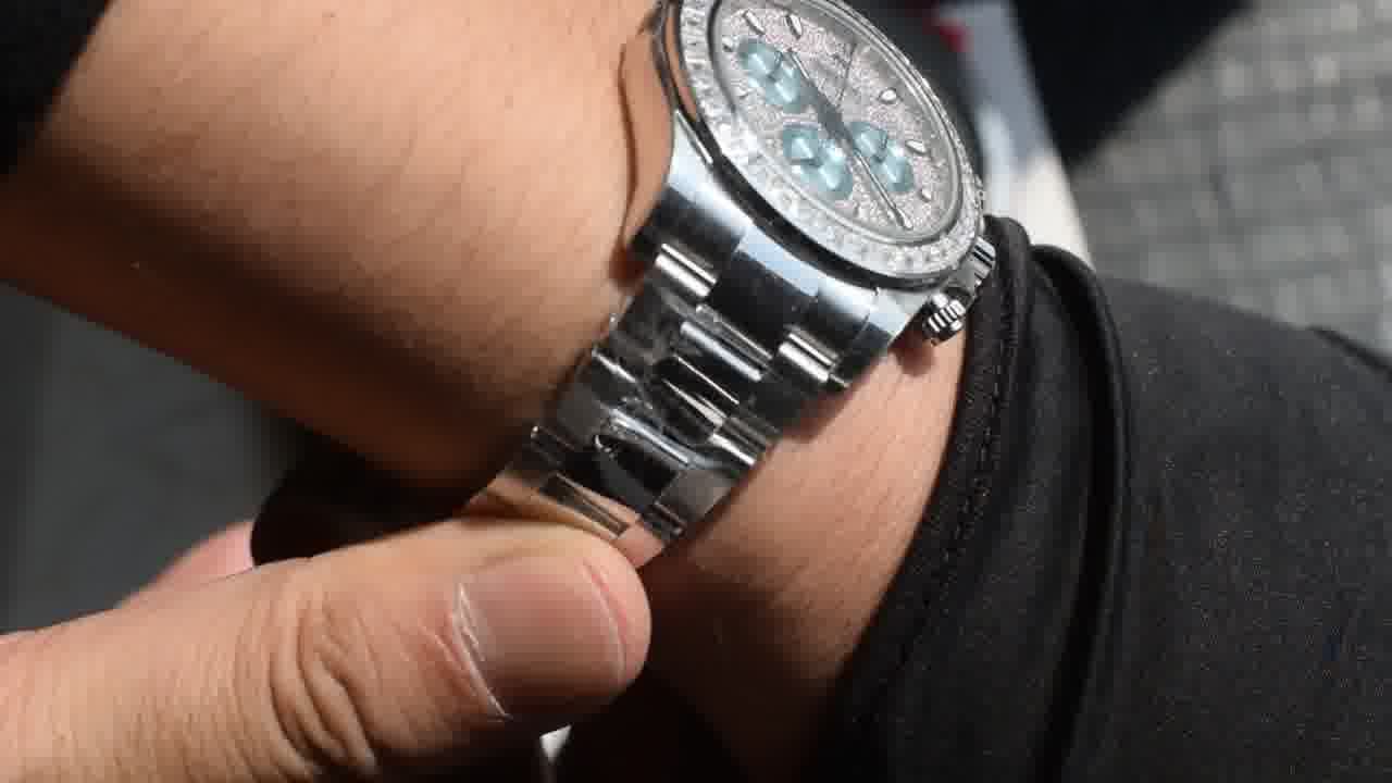  Customized  Deluxe Heavy Edition Rolex Cosmograph  ice   blue circle Daytona  replica imitation 116576TBR watches  / R931